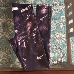 Nike Pro leggings